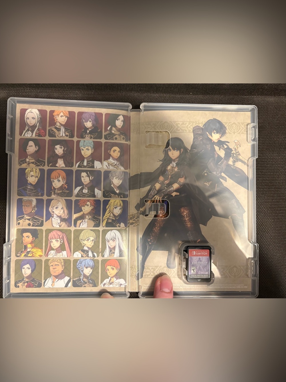 Fire Emblem: Three Houses - Picture 2 of 4